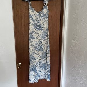 Reformation twilight dress size 2. Worn once to a wedding, brand new